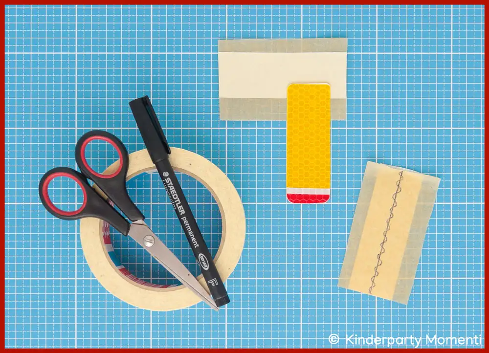 Bleistift basteln mit Malerkrepp Malerkrepp auf Reflektorband kleben