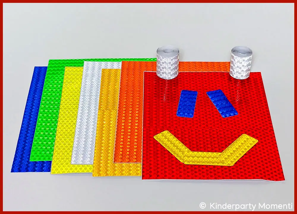 Reflektierende Klebefolien Materialbeispiele für bunte Reflektorfolien zum Reflektoren Anhänger basteln mit Kindern